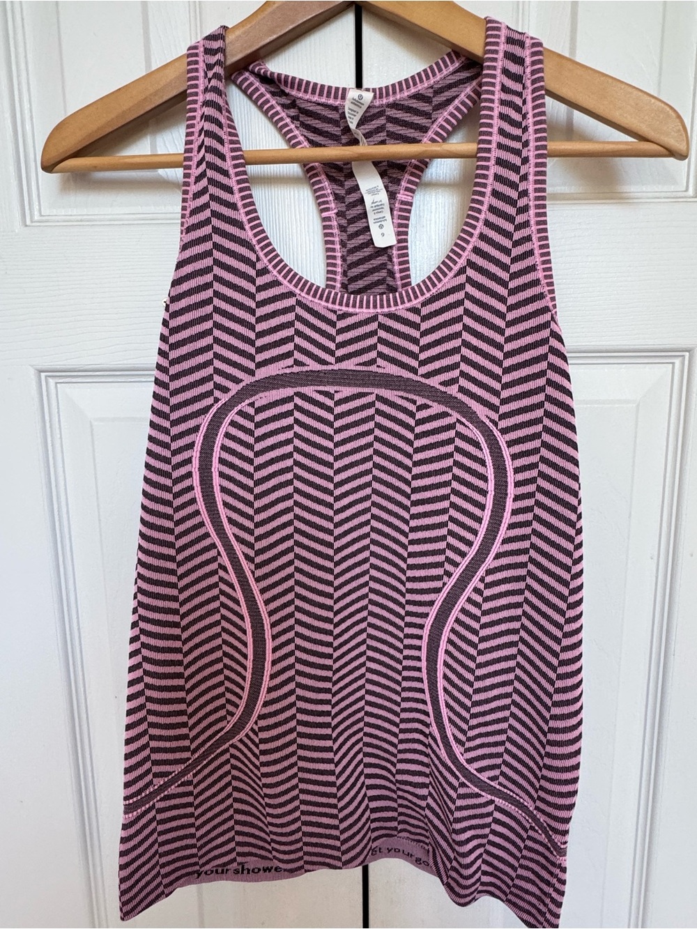 Lululemon Swiftly Tech Racerback Tank Size 6 Heathered Vintage Pink Chevron